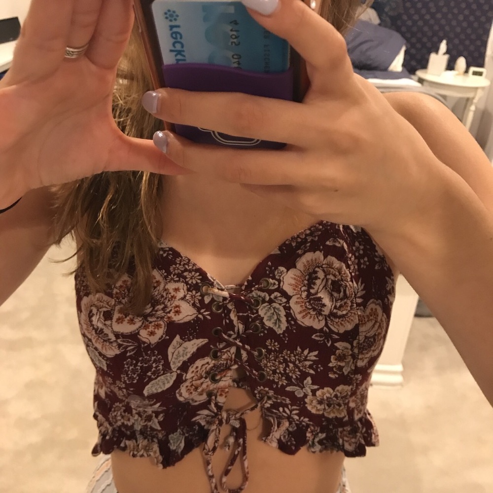 New with tags pacsun crop top